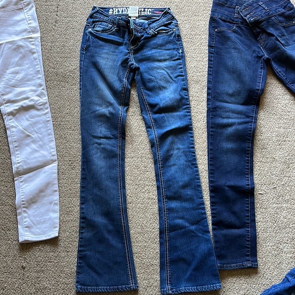 Jeans - Picture 4 of 5